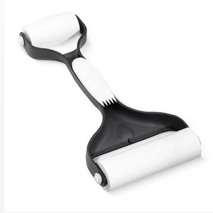 Pampered Chef Baker’s Roller NWT